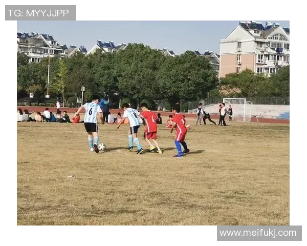 鹿晗足球视频精彩瞬间回顾与分析让我们一起感受他的足球魅力与激情