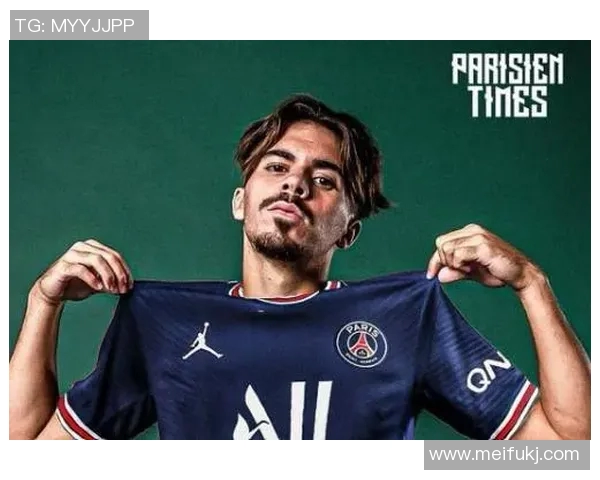 欧冠史诗对决巴黎热刺8比0狂欢维蒂尼亚帽子戏法背后的不为人知的秘密