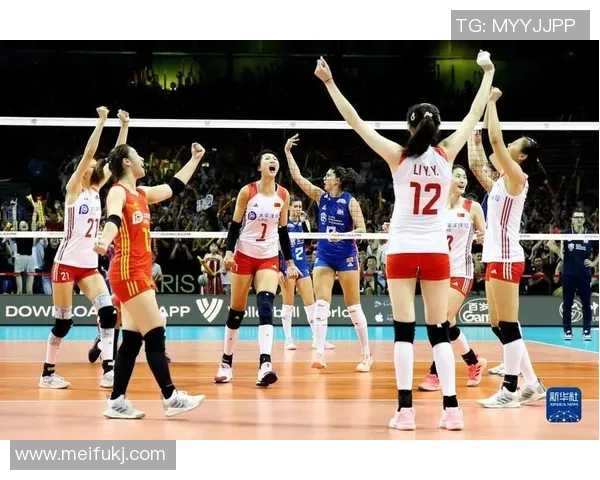 中国女排迎战塞尔维亚力争胜利展现团队精神与拼搏精神的巅峰对决